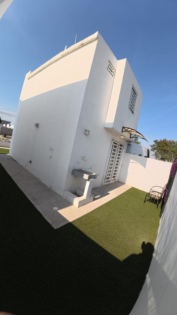 Modelo León - imagen 2
